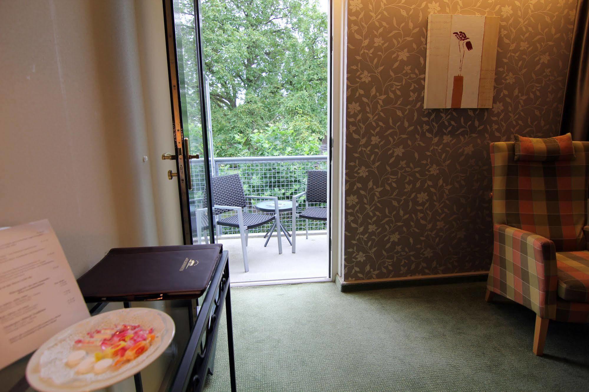 Restaurant Oolderhof Bv Hotel โรมอนด์ ภายนอก รูปภาพ